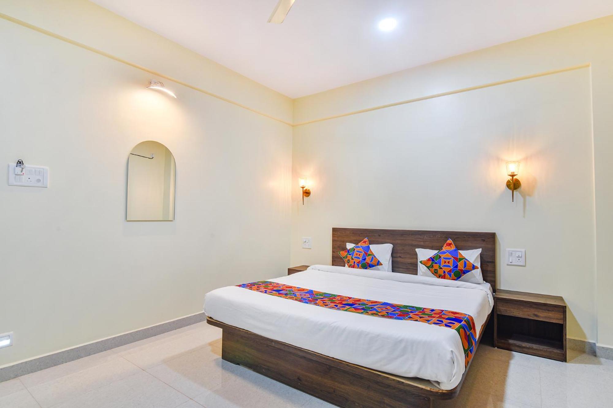 Fabhotel Baga Tulip - 500M From Baga Beach Esterno foto